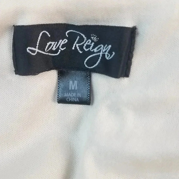 Love Reign  - Picture 4 of 4